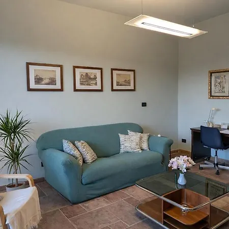 La Casa Di Mady - Attico Vista Colline E Monviso Appartement Pinerol